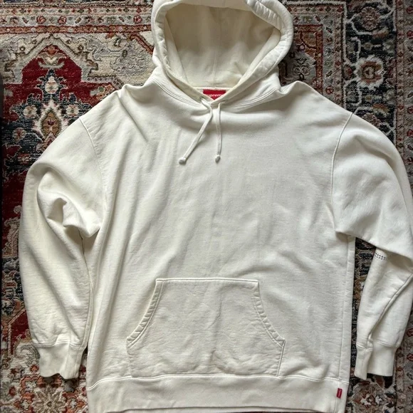 SUPREME HOODIE - Picture 3 of 7